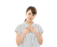 豊胸手術後、胸の感度が悪くなってしまった